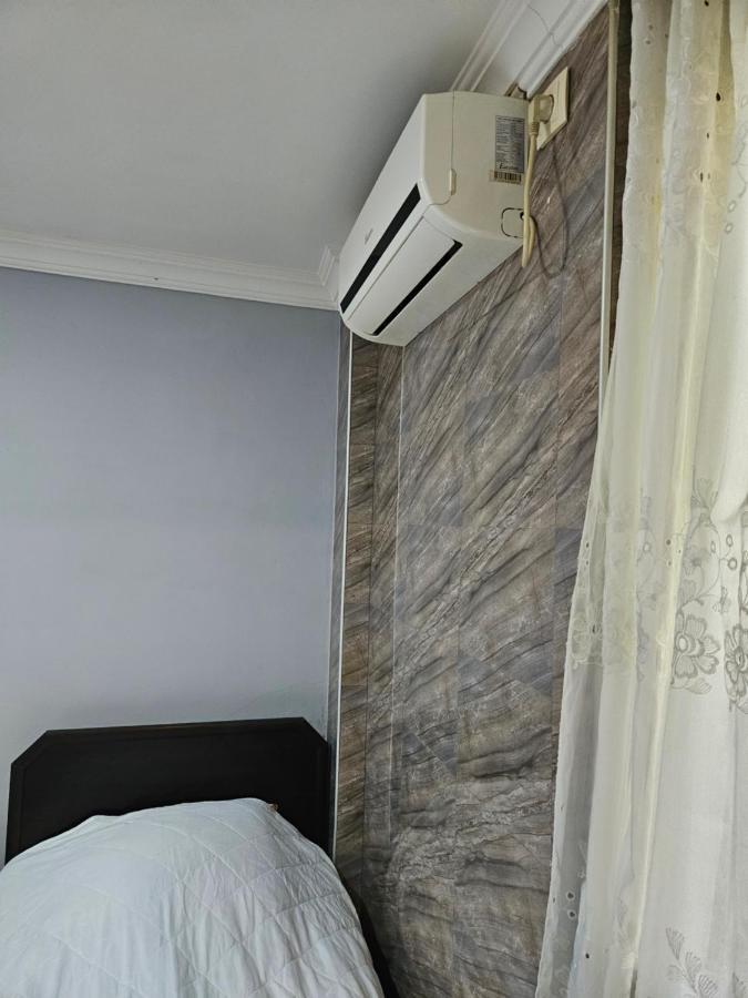 Guest House 2 Floor 巴统 外观 照片