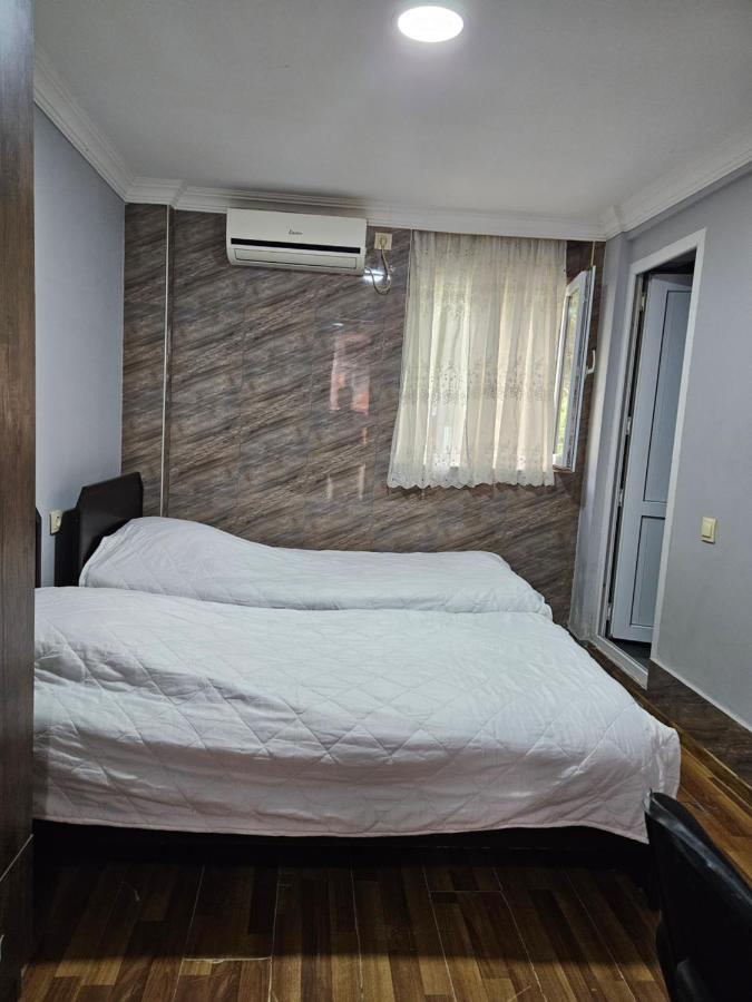 Guest House 2 Floor 巴统 外观 照片