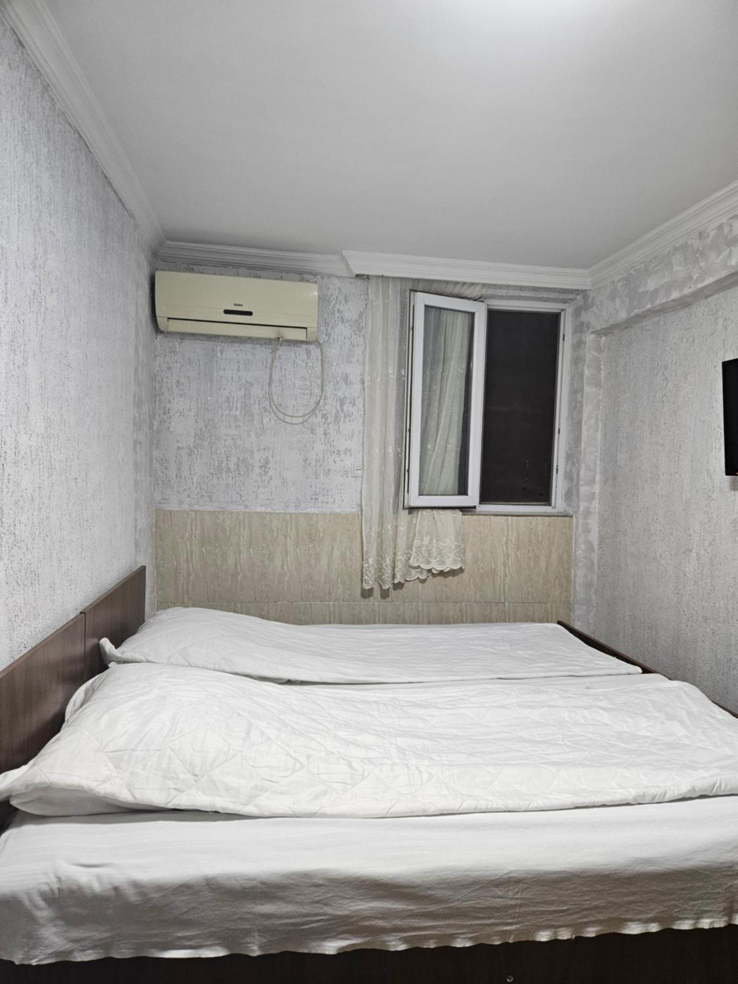 Guest House 2 Floor 巴统 外观 照片