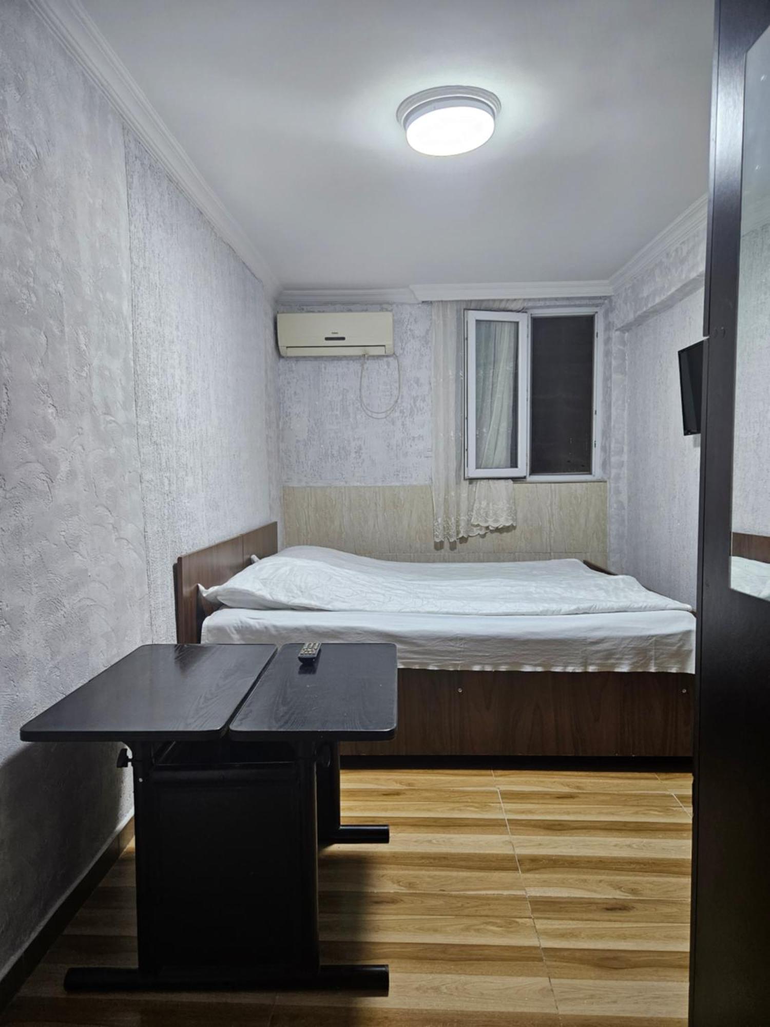 Guest House 2 Floor 巴统 外观 照片