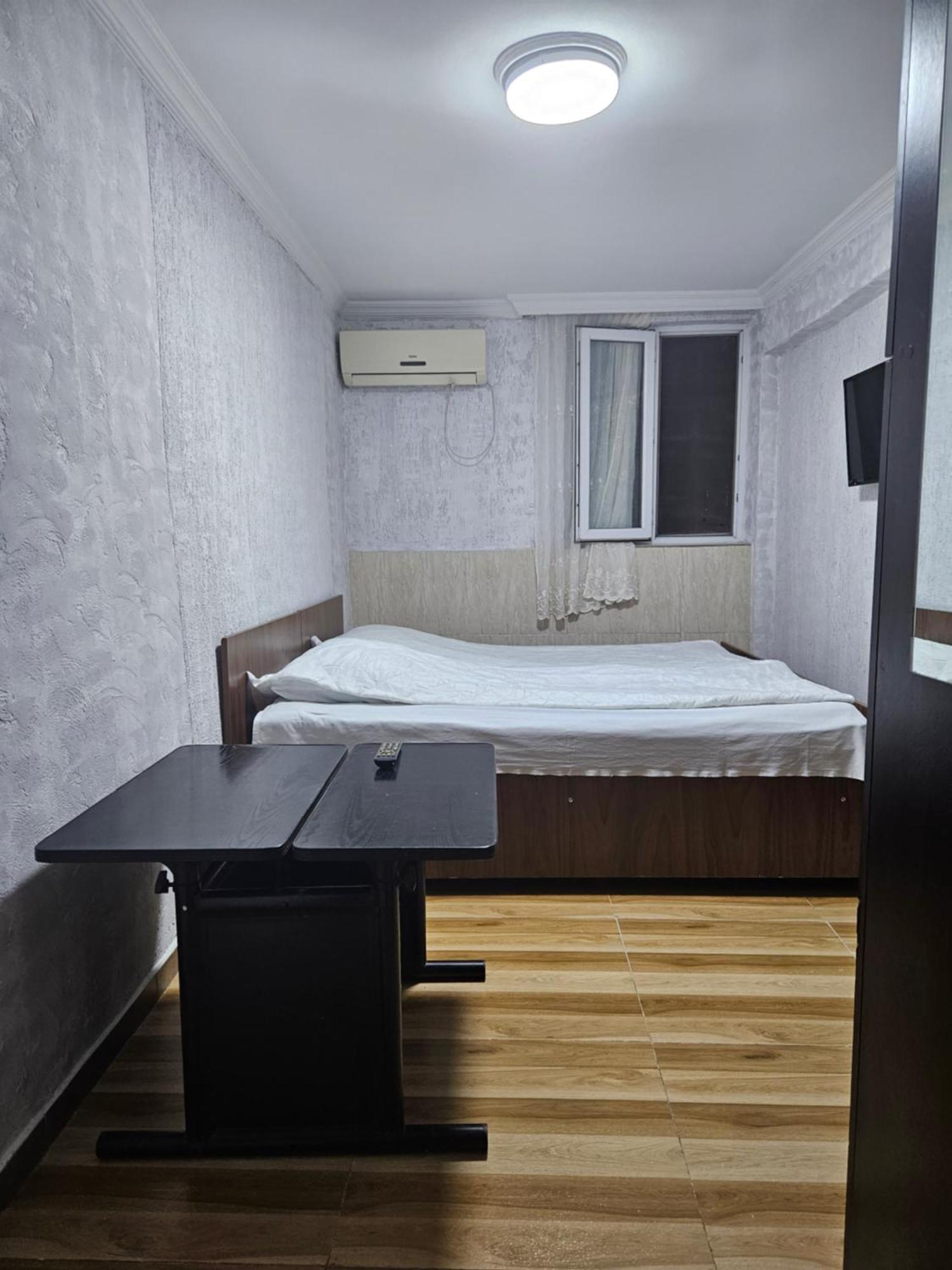 Guest House 2 Floor 巴统 外观 照片